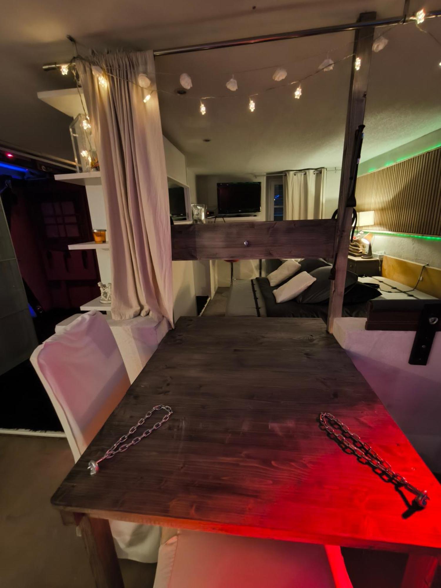 Love-Room Discret 40 M2 Bormes Les Mimosas Village Avec Terrasse المظهر الخارجي الصورة