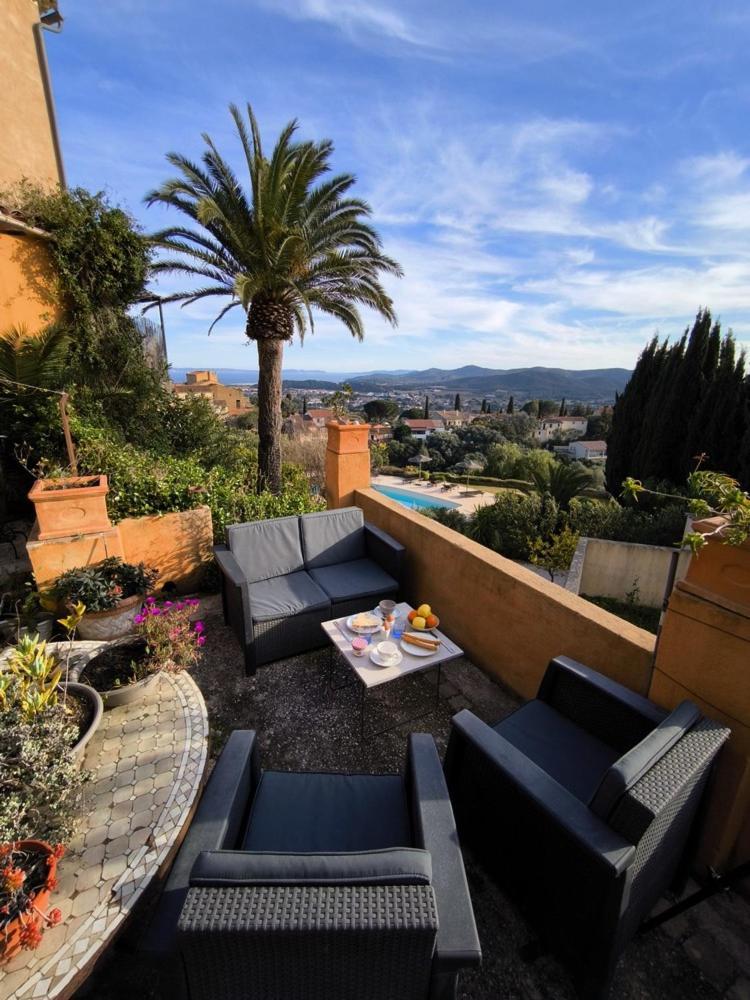 Love-Room Discret 40 M2 Bormes Les Mimosas Village Avec Terrasse المظهر الخارجي الصورة