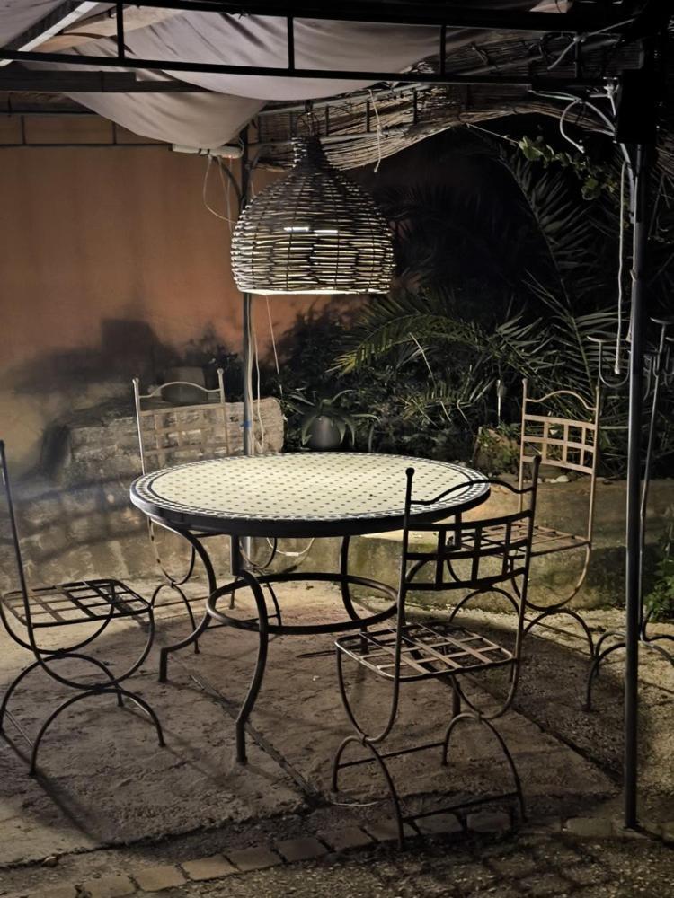 Love-Room Discret 40 M2 Bormes Les Mimosas Village Avec Terrasse المظهر الخارجي الصورة